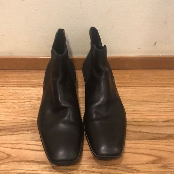 Salvatore Ferragamo men’s black boots